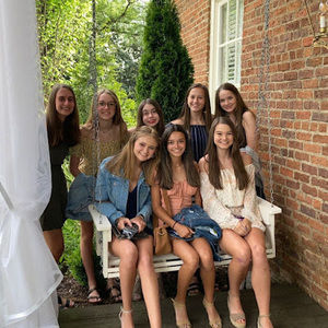 Meet your Posher, Alexus